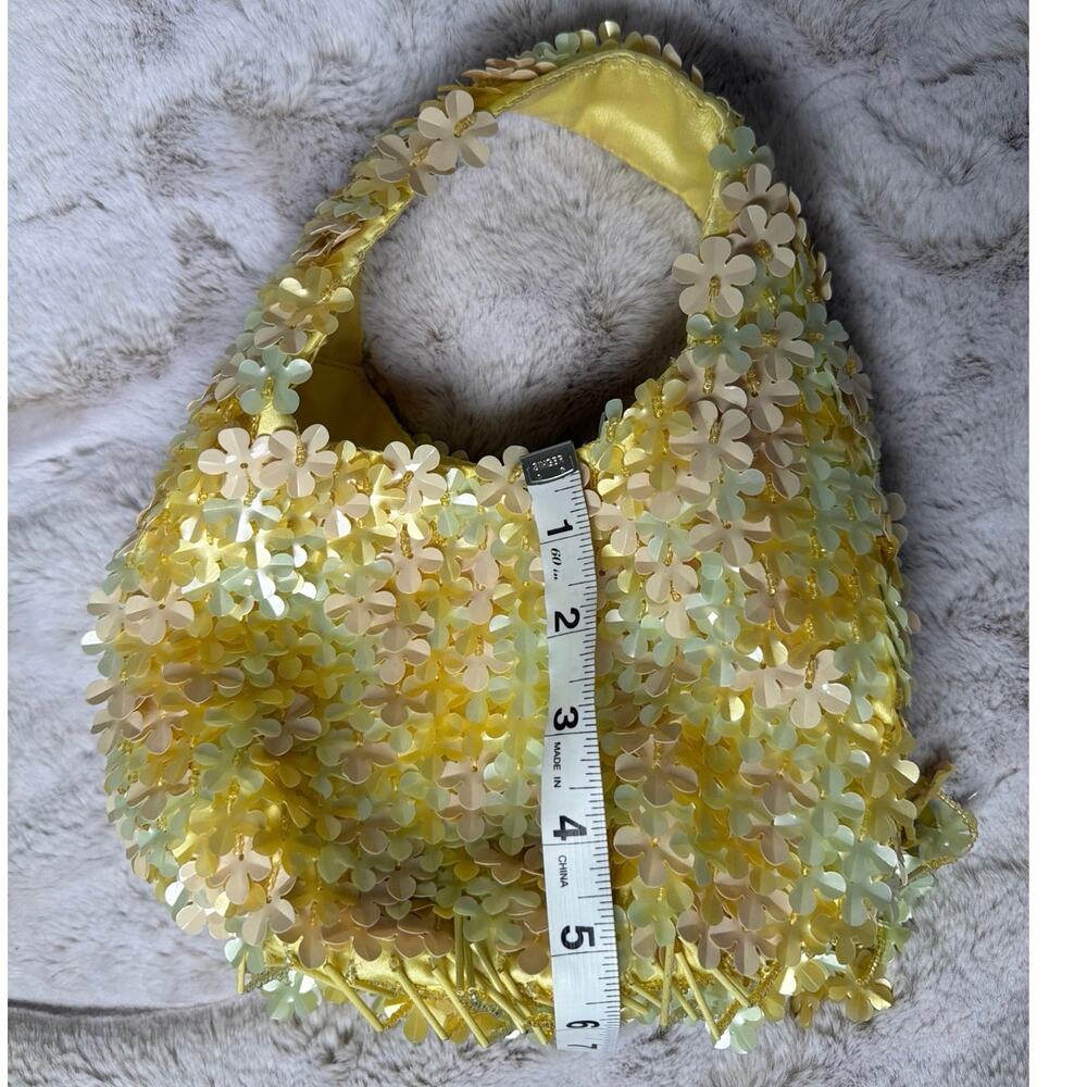 Beaded bag - Picture 3 of 7
